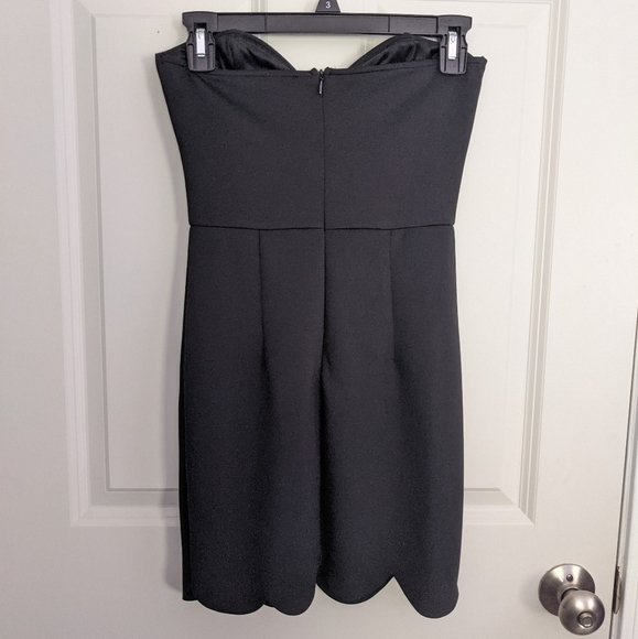 Lulu's Scalloped Strapless Little Black Dress - Picture 2 of 4